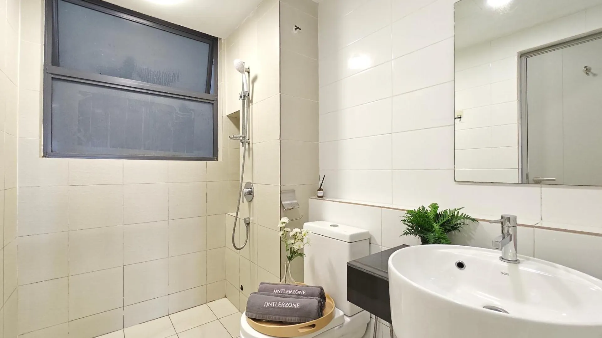 One Tebrau By Antlerzone Apartment Johor Bahru